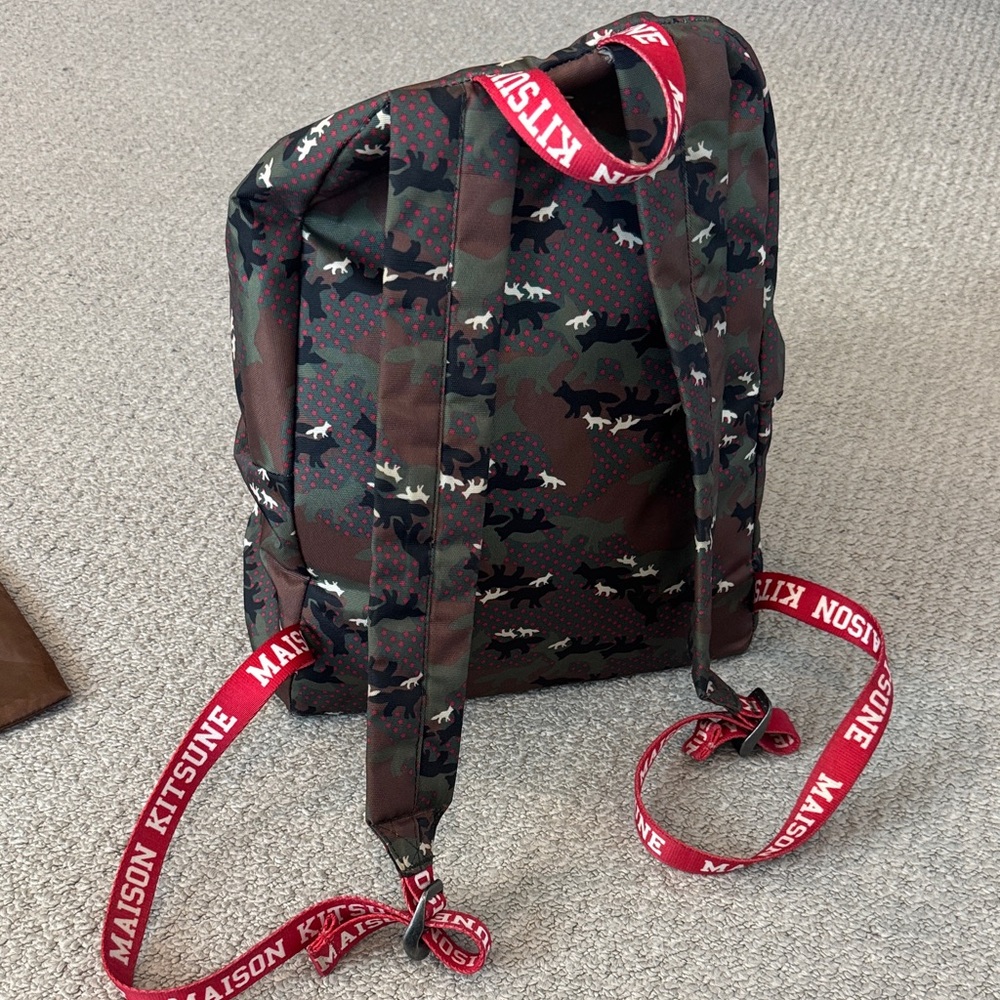 MAISON KITSUNE x Eastpak Camo Fox Backpack - Picture 5 of 8